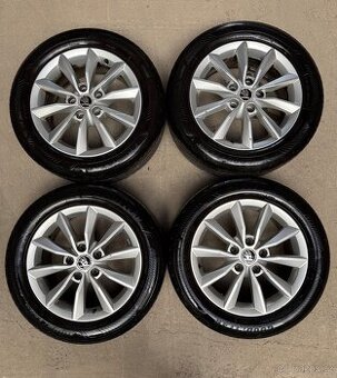 ALU Kola R16 5x112 - LETNÍ PNEU Octavia 3, Superb..