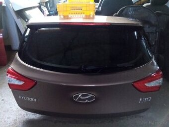 Páté dveře(5dveře) na Hyundai i30 HB r.v.2011-2017