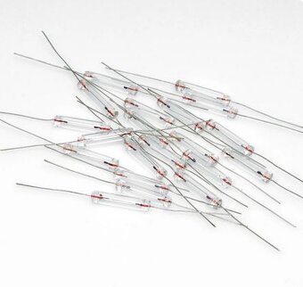 Žárovka Axial : 8V Technics Pioneer Marantz AKAI Kenwood