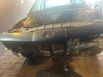 Karoserie na kolech BMW 635 csi face  abs zasklena