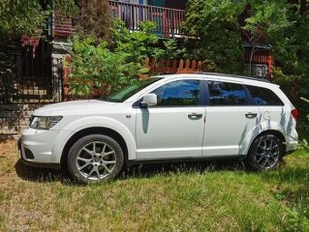 SUV Fiat Freemont, nová převodovka, 4x4, 7míst, kůže