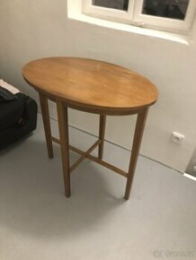 Stůl - konferencni stolek - 1