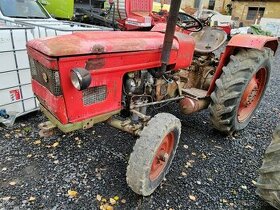 ZETOR 2511 na dily (motor,převodovka a td.)