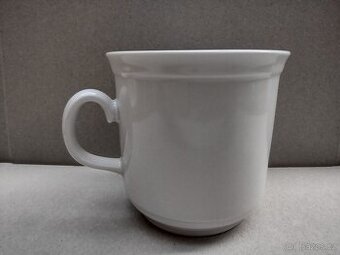 Porcelánový hrnek č.4 bez dekoru, v barvě bílá