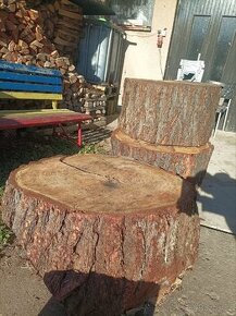 Špalky modřínu - 1