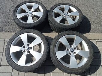 Levné 17" ZIMNI DENOM ORIGINAL SKODA OCTAVIA III