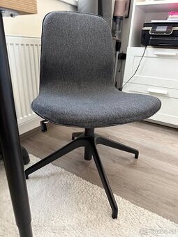 konferenční židle LÅNGFJÄLL (IKEA), tmavě šedá/černá
