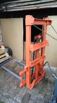 Vidle za traktor nosič baliku a palet - 1