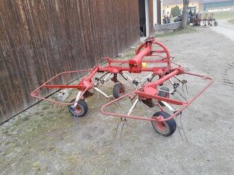 prodám nesený obraceč sena Potinger 440