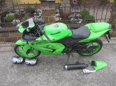 Kawasaki ninja 250r - 1