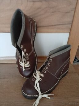 Pohorky vel. 24