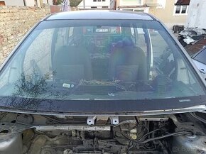 Přední sklo vyhřívané značkové Ford C-Max 2003-2010 ZÁNOVNÍ