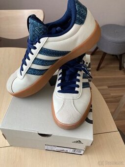 Adidas dámské