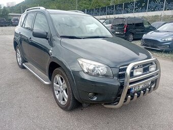 Toyota Rav4/2.2D-4D/130 kwkůže,xenon,navi