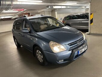 KIA CARNIVAL 7 místní