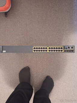 Cisco WS-C2960S-24TS-L - 1
