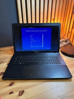 Asus X751 N 17,3"