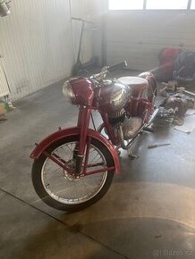 Jawa Pérak 250