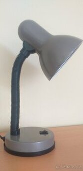 stolní lampa