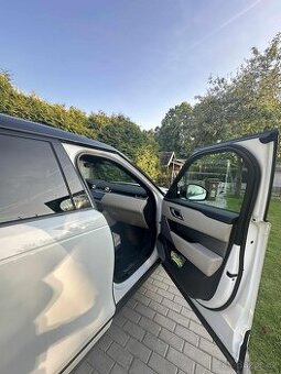 Prodám Range Rover Velar D300 (2017), 1. majitel.