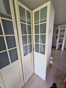 Šatní skříň rohová IKEA smetanová