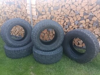 325/65R18