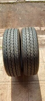 195/70/15C 104/102R
