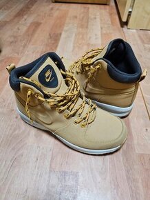 Zimní boty NIKE vel. 40.5