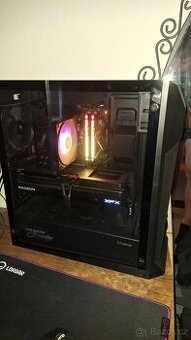 Ryzen 7 7700, AMD RX 9070 XT, 32RAM DDR5,