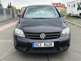 Prodam cerny VW golf plus 1,6