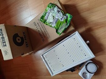 Lampa - pěstební světlo