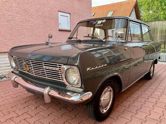 Nádherný veterán Opel