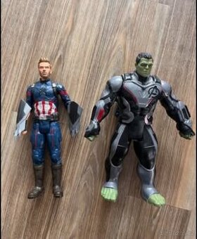 Hasbro Avengers Titan Hero HULK 30 cm a Captain America