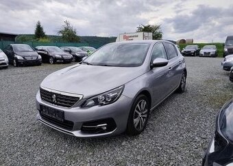 Peugeot 308 1.2 PT 96 Kw, AT, Navi benzín automat 96 kw