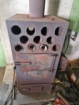 Horkovzdušná kamna  na tuhá paliva i olej