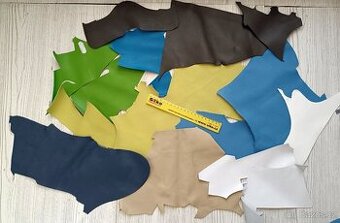 14.zbytky kůže- zelená,modrá,béžová,khaki,šedá,bílá