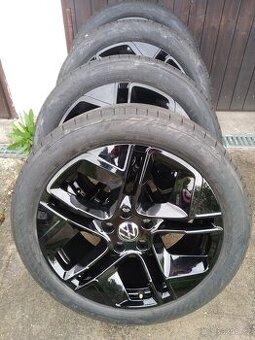 NOVÁ originál alu sada VW Passat B9 18"