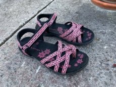 Sandále Loap [snížená cena]