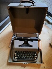 Kufříkovy psací stroj