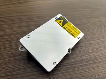 Řídící jednotka xenonu (ballast) 5DV 008 290-00