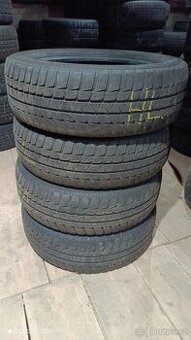 Zimní pneumatiky 215/60r17