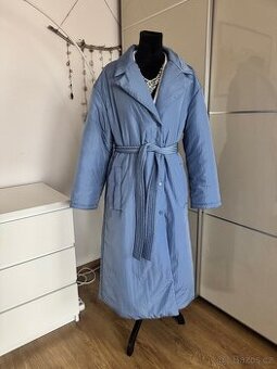 Modry metalicky zimni kabat Envii vel L