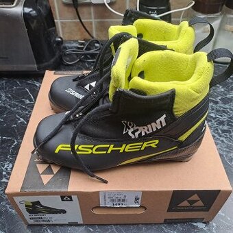 Boty na běžky 35 Nnn