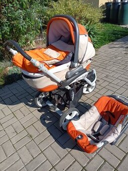Dětský kočárek,autosedačka, zimní fusak