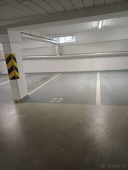 Pronájem garážového stání v Praze 9
