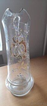 Starožitný skleněný džbán s ruční malbou