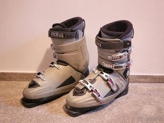 Pánské lyžáky / přezkáče 45,5