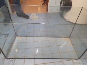 akvárium 120 l a vybavení