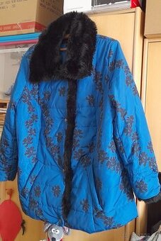 Dámská zimní bunda s kožíškem vel 54