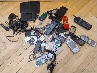 Mobilní telefony, náhradní díly, mix